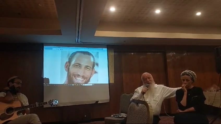 הרב וייצן בכנס