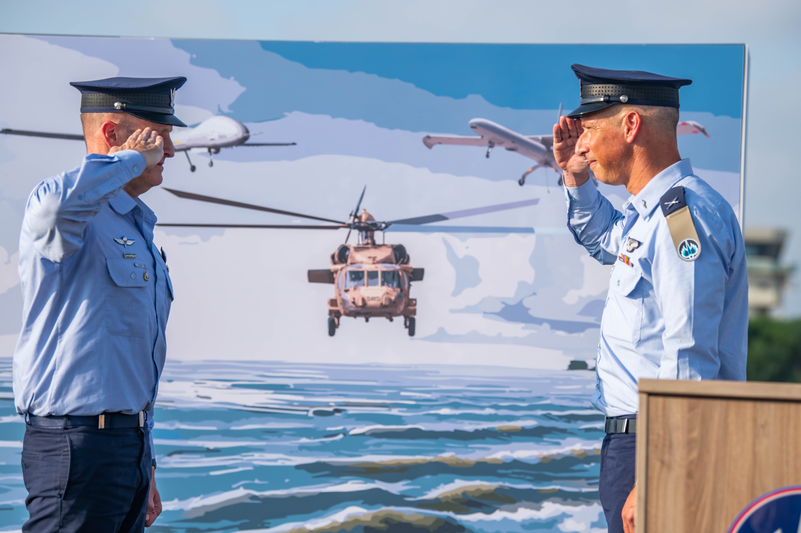 חילופי המפקדים