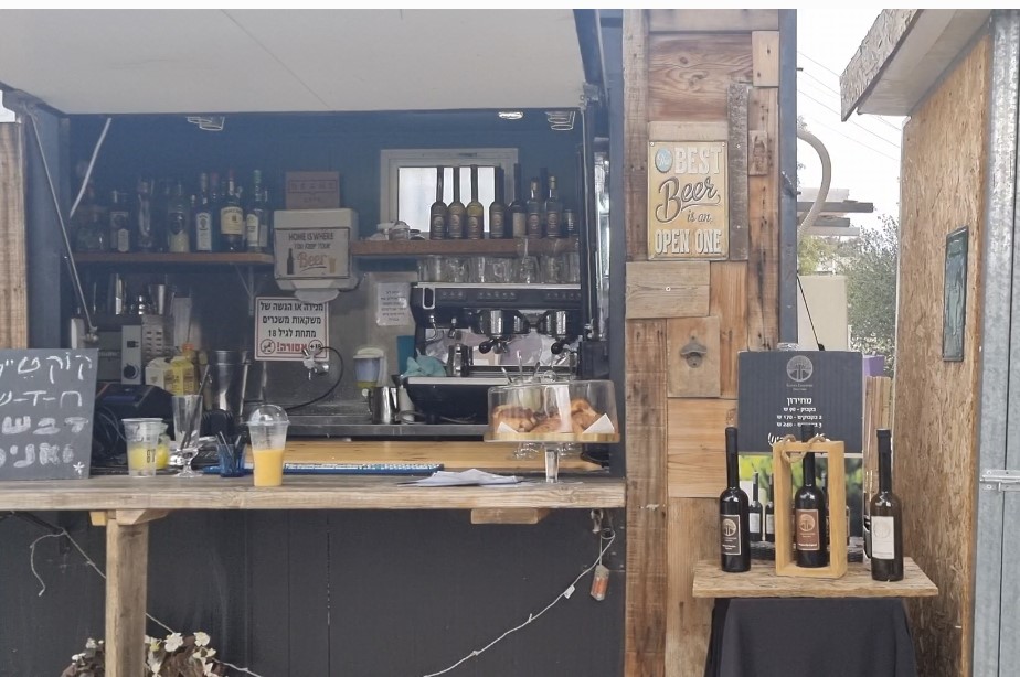 מימונס קפה וליקרים