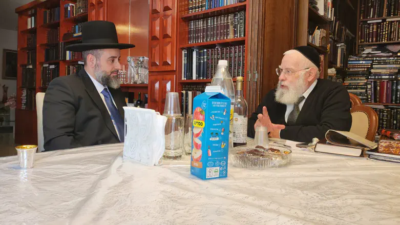 הרב רווח אצל הרב שפירא