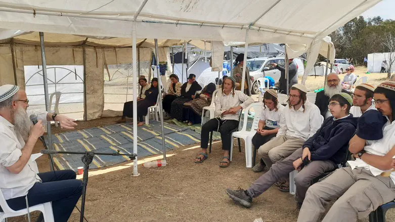 הרב שרייבר בשיעור