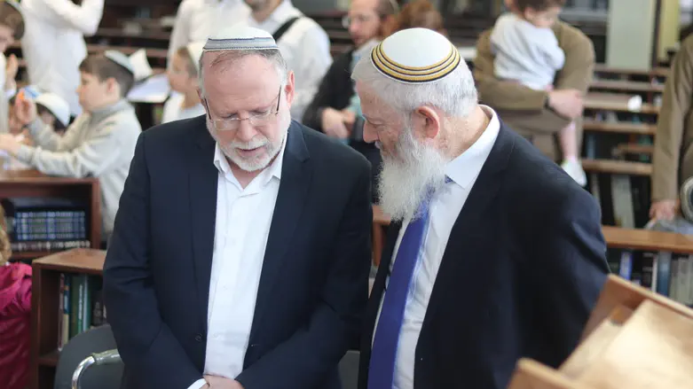 הרבנים בשיחה